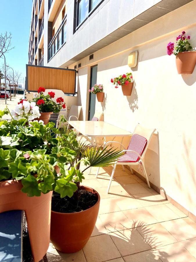 Zenit Luxury Marina Village Appartement オリョン エクステリア 写真